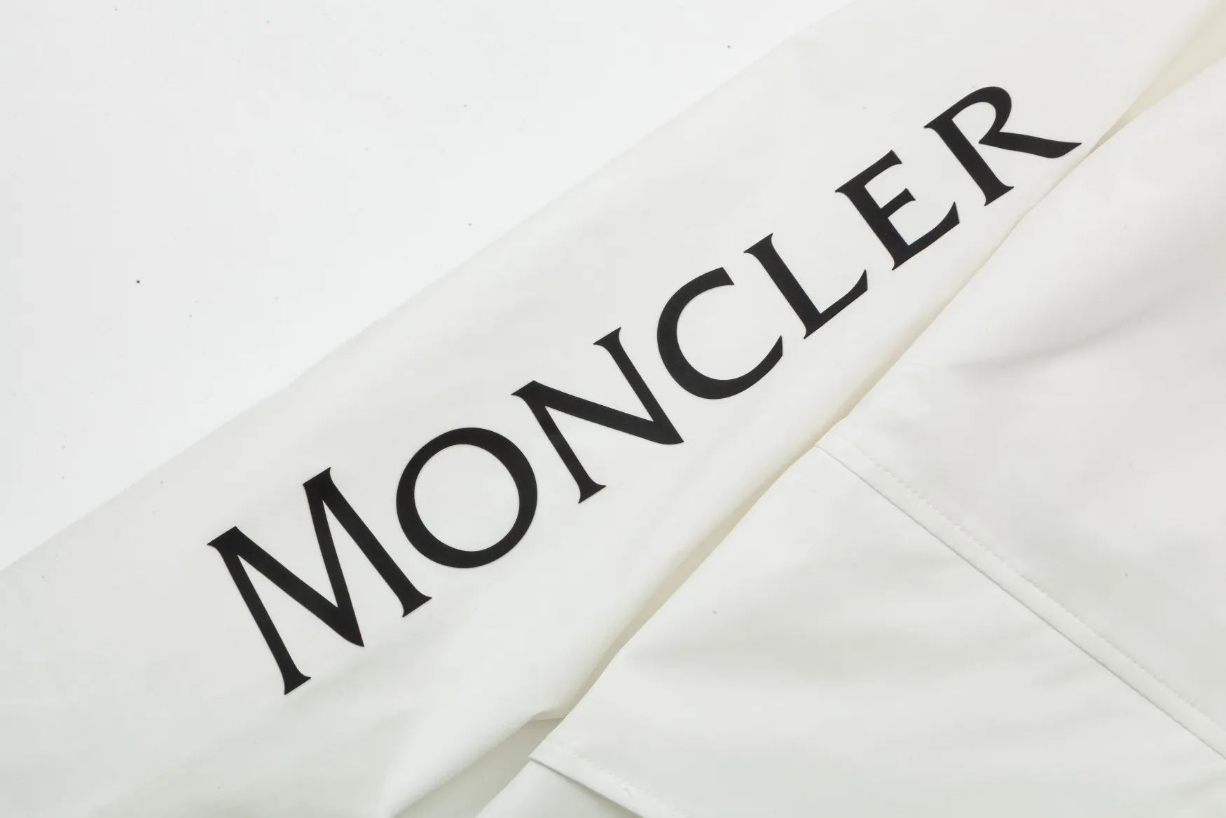2024 MONCLER logo Authentic Premium Factory Versatile ！ ：White Black Size：M 4XL